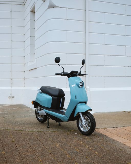 The Rise of Electric Mopeds: A Compelling Case for Replacing Second Cars