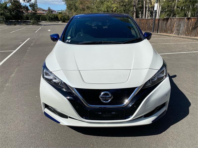 **Available Now** 2017 Nissan Leaf - 40kw - ZE1 -  Pearl White